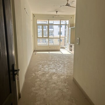 Room in 3 BHK Apartment at Sector 61 – for Rent