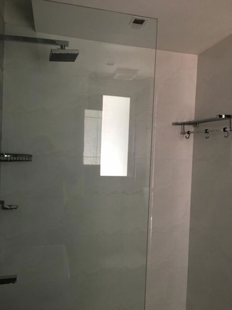 Room, new friends colony 3 Bedroom 300 Sq.Yd. Builder Floor In New Friends Colony Delhi 9839238