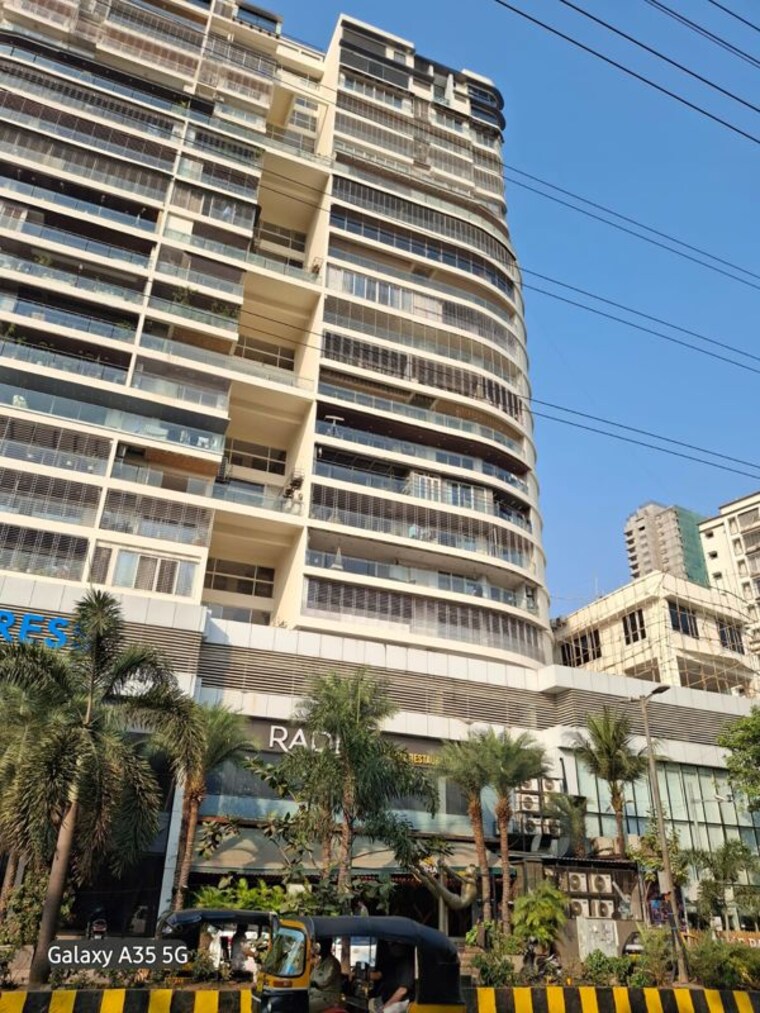Exterior View, atul-blue-empress Commercial Showroom 6040 Sq.Ft. In Kandivali West Mumbai 9839260