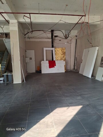 Parking in  Showroom at Atul Blue Empress, Kandivali West – for Rent