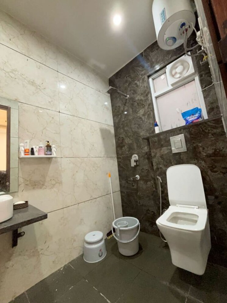 Master Bedroom, chattarpur 2 Bedroom 900 Sq.Ft. Apartment In Chattarpur Delhi 9839274