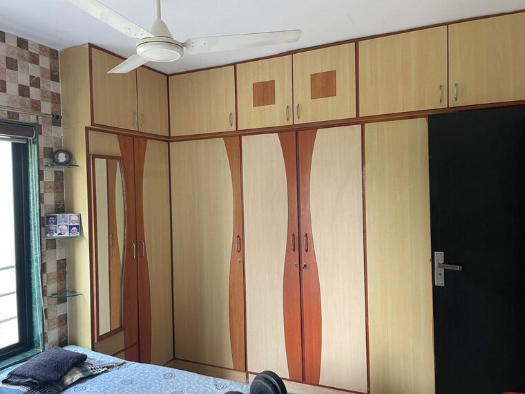 Bedroom, satellite 2 Bedroom 1350 Sq.Ft. Apartment In Satellite Ahmedabad 9839210