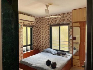 Bedroom in 2 BHK Apartment at Satellite – for Rent