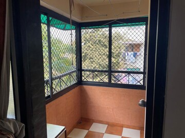 Bedroom in 2 BHK Apartment at Satellite – for Rent