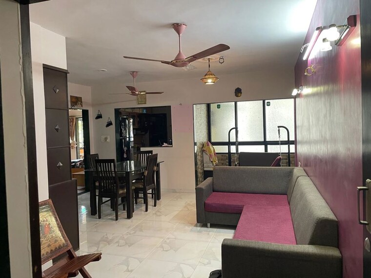 Living Room, satellite 2 Bedroom 1350 Sq.Ft. Apartment In Satellite Ahmedabad 9839210