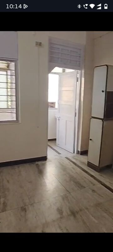 Room in 1 BHK Apartment at Ghatkopar West – for Rent