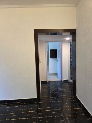 Building Lobby in 3 BHK Builder Floor at SS Southend Floors, South City 2 – for Rent