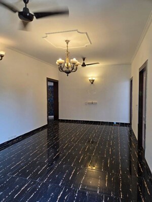 Balcony in 3 BHK Builder Floor at SS Southend Floors, South City 2 – for Rent