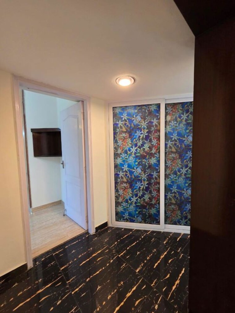 Bedroom, ss-southend-floors 3 Bedroom 240 Sq.Yd. Builder Floor In South City 2 Gurgaon 9839347