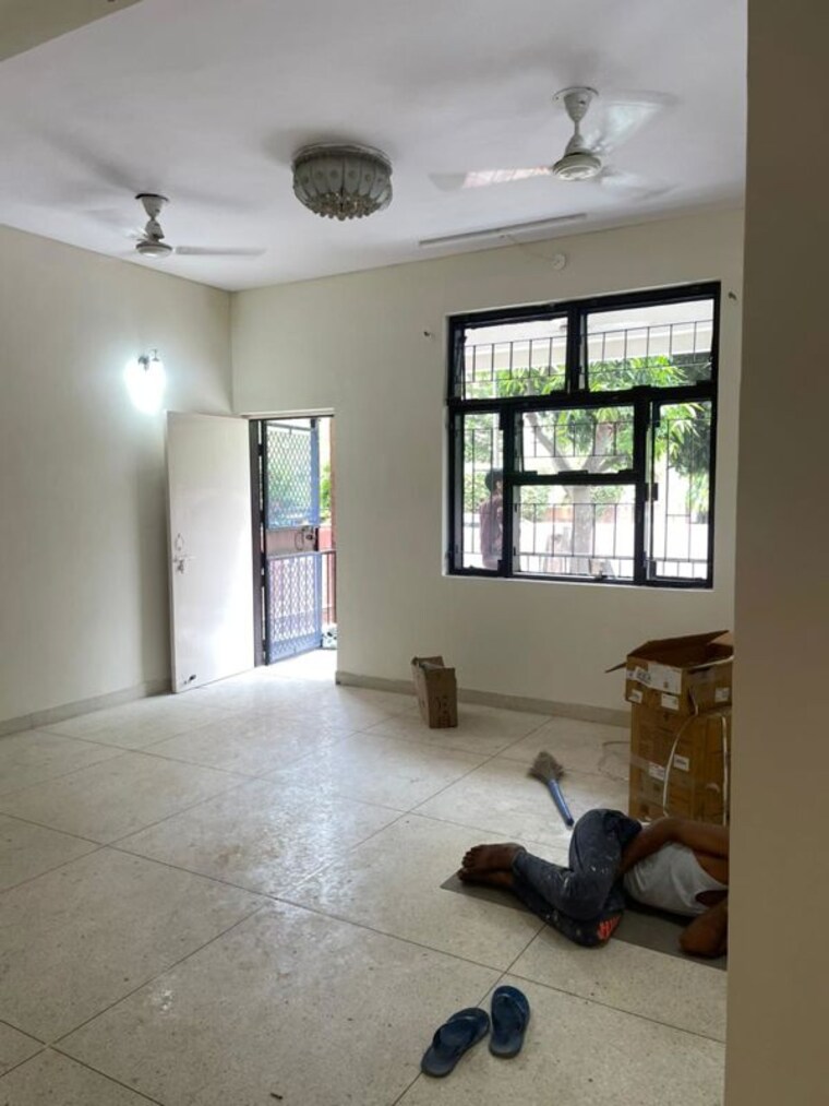 Living Room, rwa-apartments-sector-61 3 Bedroom 1600 Sq.Ft. Independent House In Sector 61 Noida 9839372