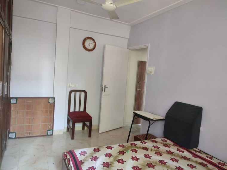 Bedroom, juhu 1 Bedroom 550 Sq.Ft. Apartment In Juhu Mumbai 9839400