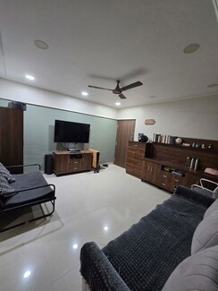 1 BHK + Study Room Apartment For Rent in Kurla West