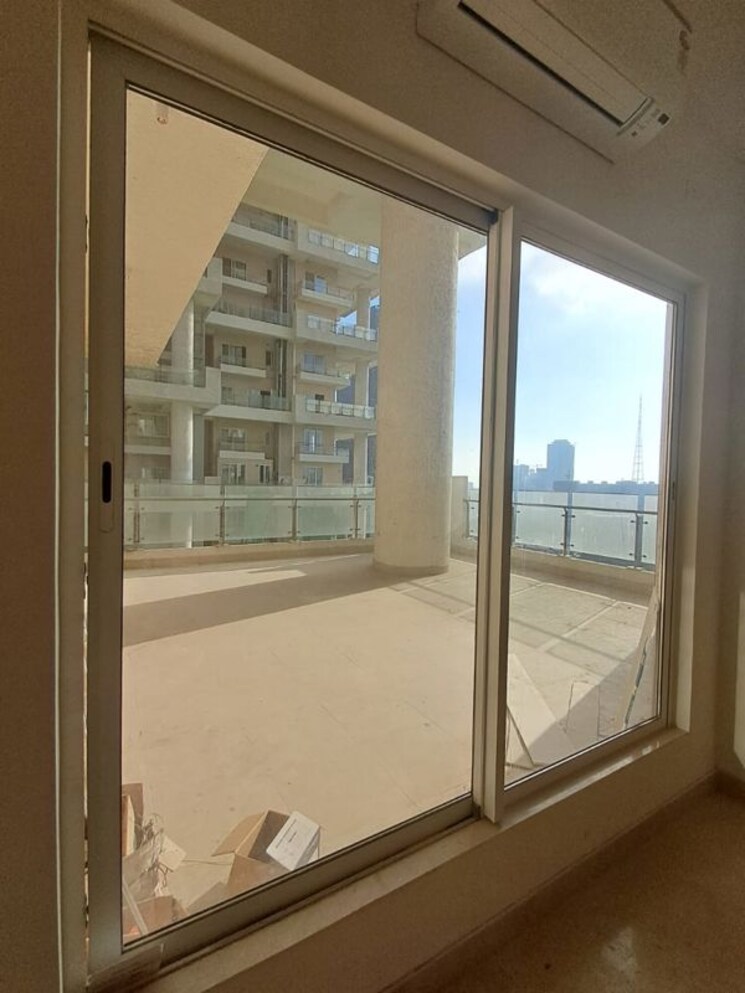 Room, indiabulls-sky-suites 3 Bedroom 3485 Sq.Ft. Apartment In Lower Parel Mumbai 9839407