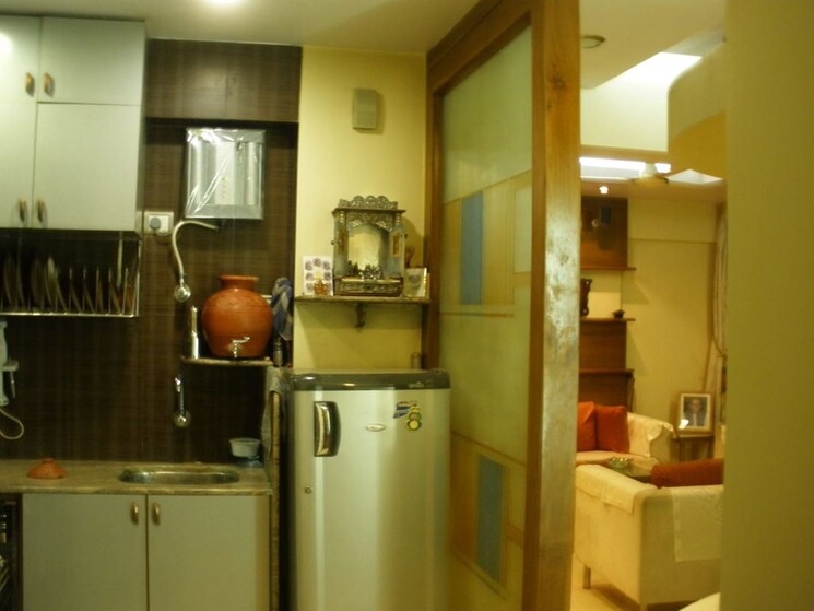 Kitchen, juhu 2 Bedroom 900 Sq.Ft. Apartment In Juhu Mumbai 9839415