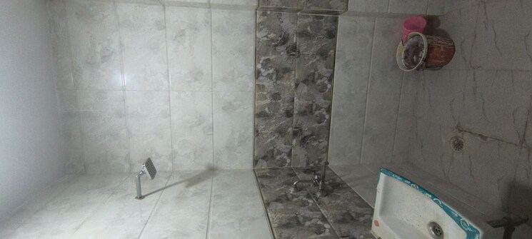 Bathroom, panchsheel vihar 2 Bedroom 810 Sq.Ft. Builder Floor In Panchsheel Vihar Delhi 9839433