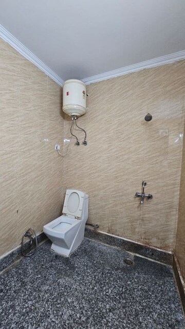 Bathroom in 1 BHK Builder Floor at Malviya Nagar – for Rent