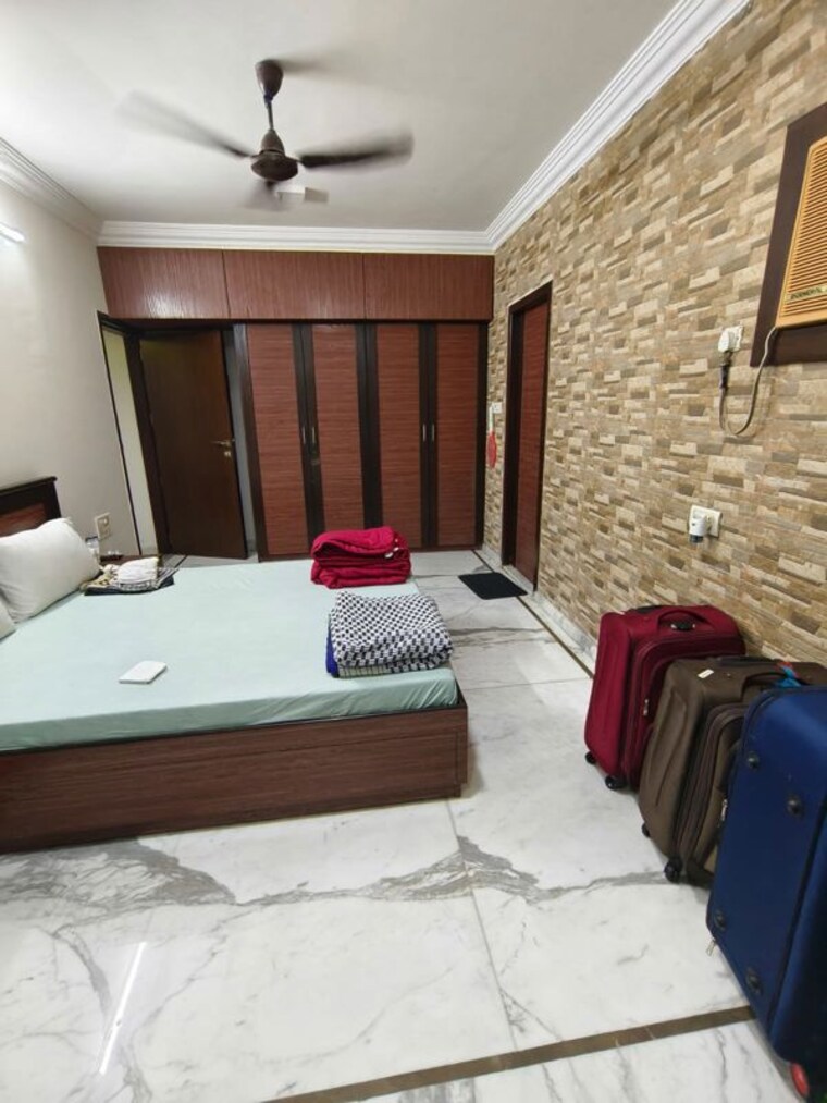 Bedroom, rna-classic-apartment 3 Bedroom 1250 Sq.Ft. Apartment In Santacruz West Mumbai 9839472
