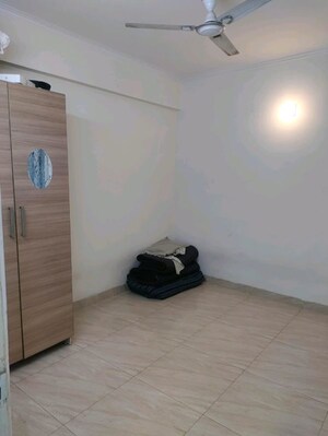 Parking in 2 BHK Apartment at Gaur 14th Avenue High Street, Panchsheel Green – for Rent