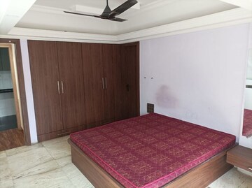 Bedroom in 3 BHK Apartment at Orchid Apartment Santacruz West, Santacruz West – for Rent