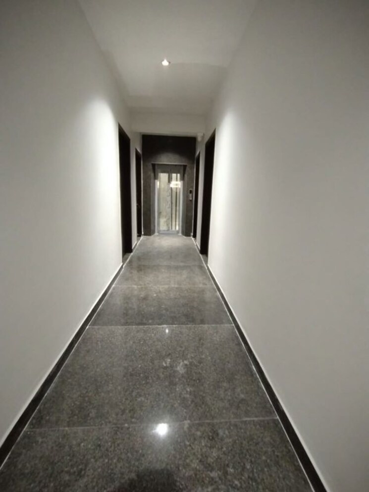 undefined, east of kailash 3 Bedroom 400 Sq.Yd. Apartment In East Of Kailash Delhi 9839513