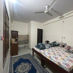 Pg For Rent in Nagla Nagli