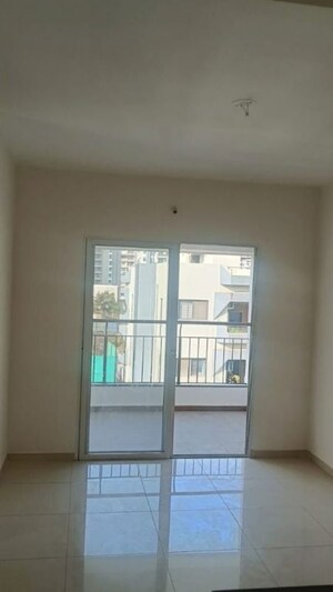 Room in 2 BHK Apartment at Utsav 51 Balewadi Residences, Balewadi – for Rent