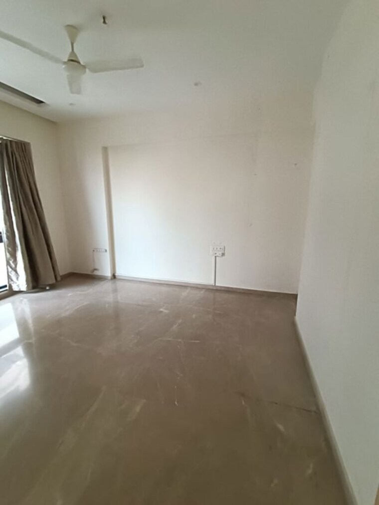 Room, vasant-kunj 3 Bedroom 1250 Sq.Ft. Apartment In Santacruz West Mumbai 9839571