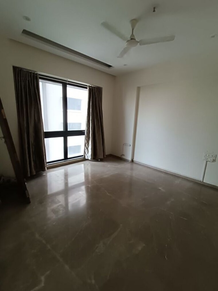 Room, vasant-kunj 3 Bedroom 1250 Sq.Ft. Apartment In Santacruz West Mumbai 9839571