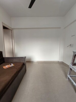 Furnished Amenities in 1 BHK Apartment at Manali CHS Malad, Malad West – for Rent