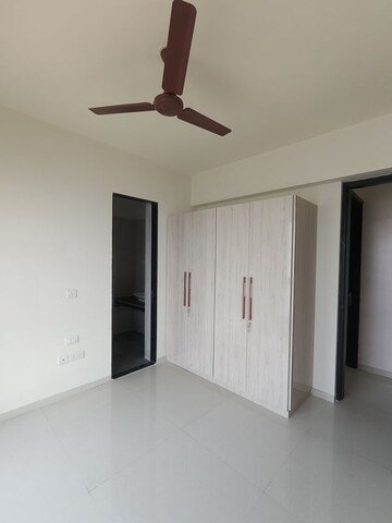 Bedroom in 3 BHK Apartment at Sheth Zuri, Laxmi Nagar – for Rent