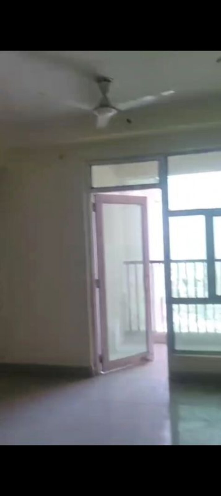 Room, gaur-city-2-16th-avenue 2 Bedroom 910 Sq.Ft. Apartment In Sector 16c Greater Noida Greater Noida 9839636