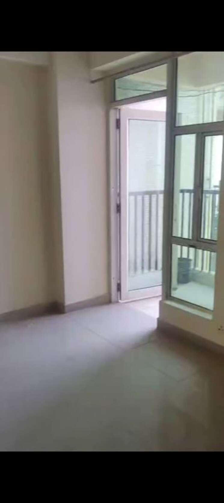 Room, gaur-city-2-16th-avenue 2 Bedroom 910 Sq.Ft. Apartment In Sector 16c Greater Noida Greater Noida 9839636