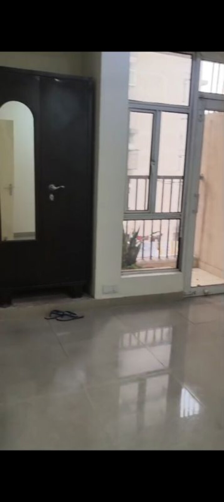 Room, gaur-city-5th-avenue 3 Bedroom 1470 Sq.Ft. Apartment In Sector 4 Greater Noida Greater Noida 9839648