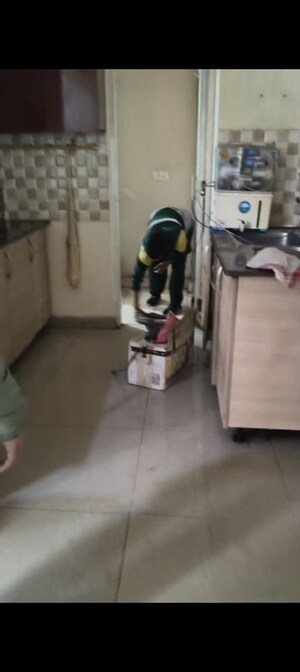 Parking in 3 BHK Apartment at Gaur City 5th Avenue, Sector 4 Greater Noida – for Rent