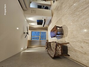 Master Bedroom in 2 BHK Apartment at Hiranandani Castle Rock, Powai – for Rent