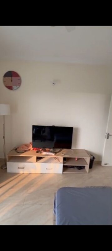 Living Room in 2 BHK Apartment at Gaur City 7th Avenue, Sector 4 Greater Noida – for Rent