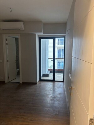 Building Lobby in 3 BHK Apartment at Signature Global City 63A, Sector 63a – for Rent