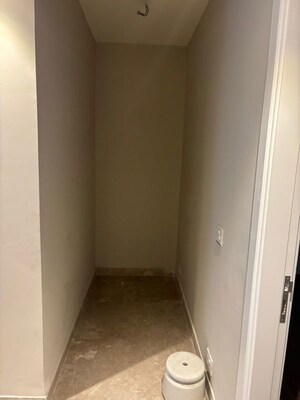 Building Lobby in 3 BHK Apartment at Signature Global City 63A, Sector 63a – for Rent