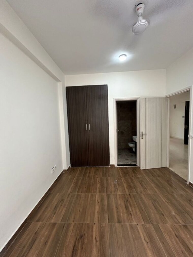 Room, bptp-astaire-gardens 3 Bedroom 1276 Sq.Ft. Builder Floor In Sector 70a Gurgaon 9839722