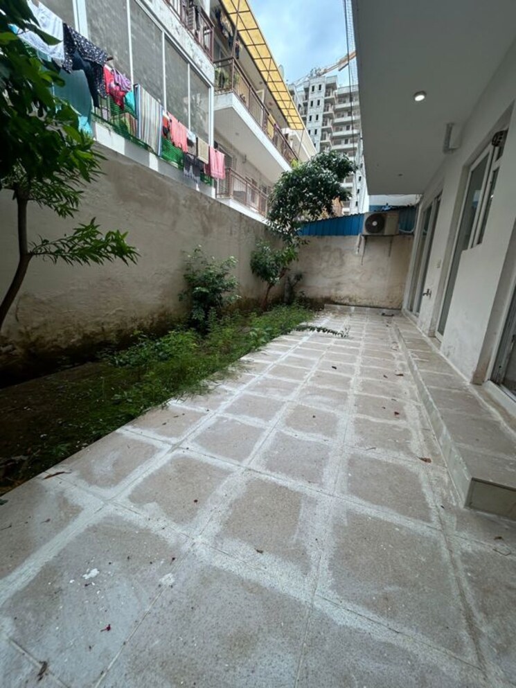 Balcony, bptp-astaire-gardens 3 Bedroom 1276 Sq.Ft. Builder Floor In Sector 70a Gurgaon 9839722