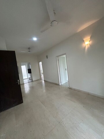 Room in 3 BHK Builder Floor at BPTP Astaire Gardens, Sector 70a – for Rent