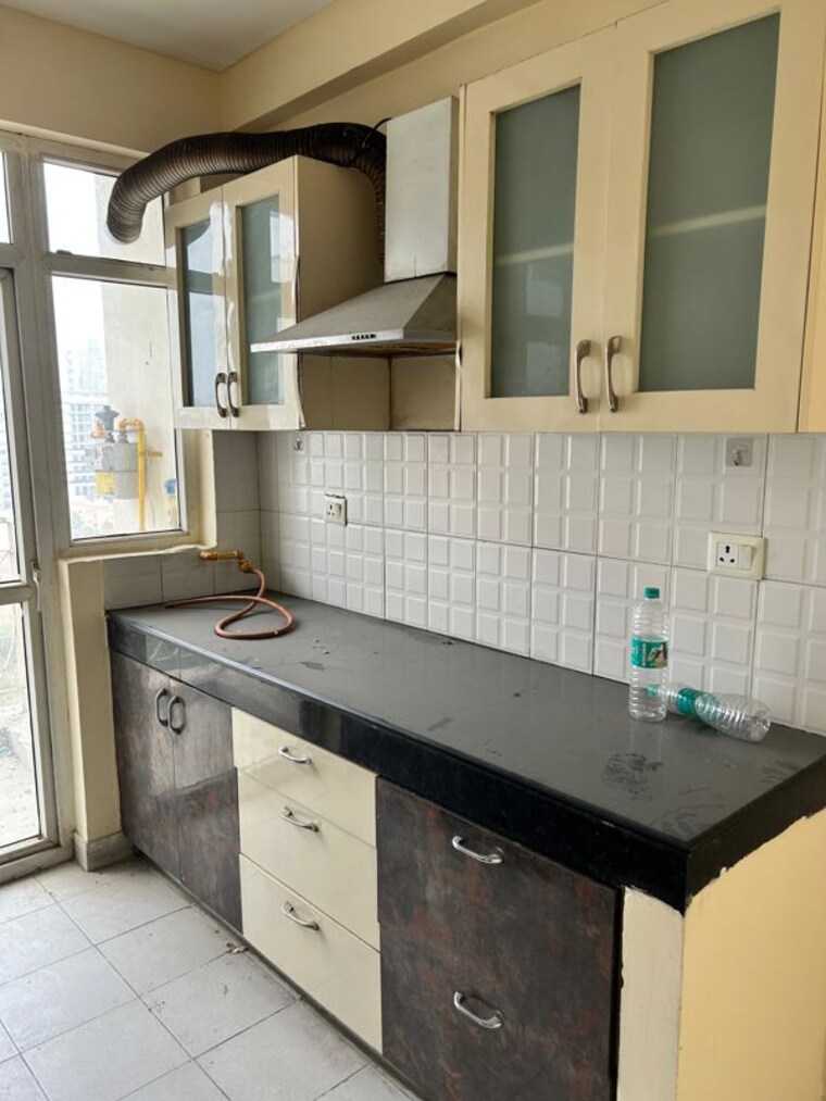 Kitchen, bptp-park-prime 3 Bedroom 1360 Sq.Ft. Apartment In Sector 66 Gurgaon 9839754