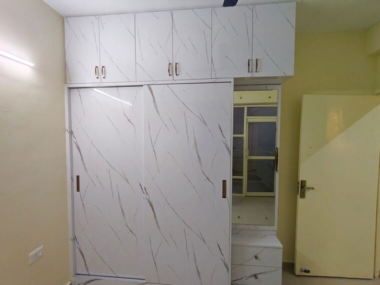 Bathroom, pyramid-altia 1 Bedroom 368 Sq.Ft. Apartment In Sector 70 Gurgaon 9839775