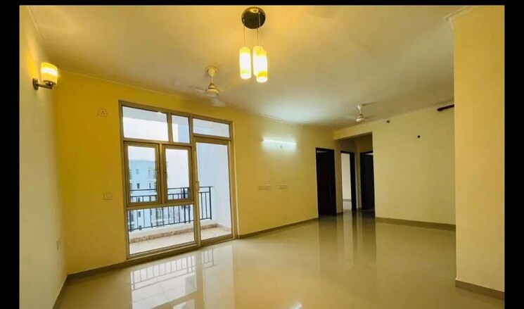 Room, mi-rustle-court 3 Bedroom 1900 Sq.Ft. Apartment In Gomti Nagar Lucknow 9840073