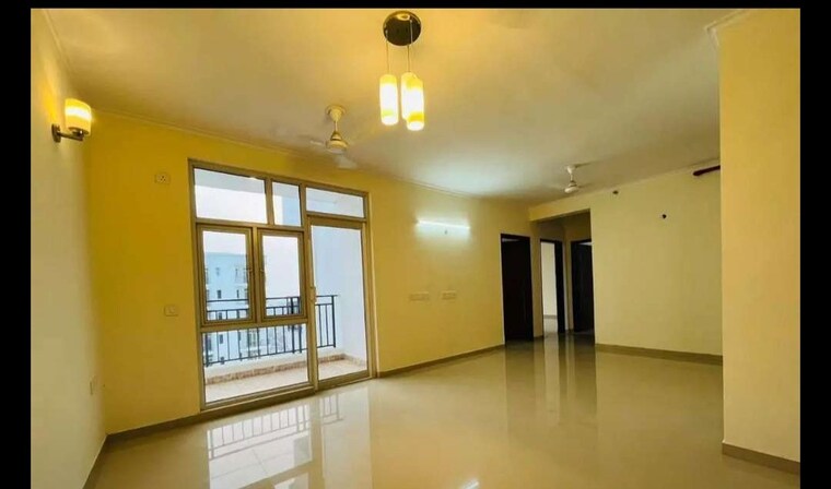 Room, mi-rustle-court 3 Bedroom 1900 Sq.Ft. Apartment In Gomti Nagar Lucknow 9840073