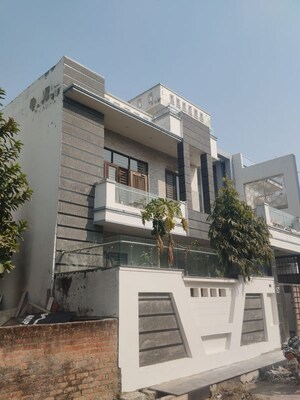 6+ BHK Independent House For Rent in Viraj Khand