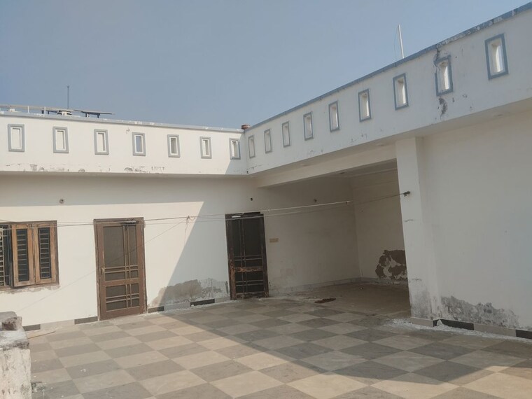 Exterior View, vineet khand 6+ Bedroom 2560 Sq.Ft. Independent House In Vineet Khand Lucknow 9840098