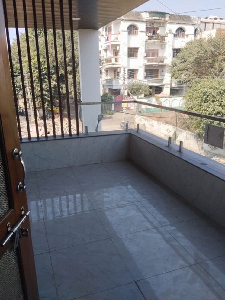 Balcony, viraj khand 3 Bedroom 2152 Sq.Ft. Independent House In Viraj Khand Lucknow 9840100