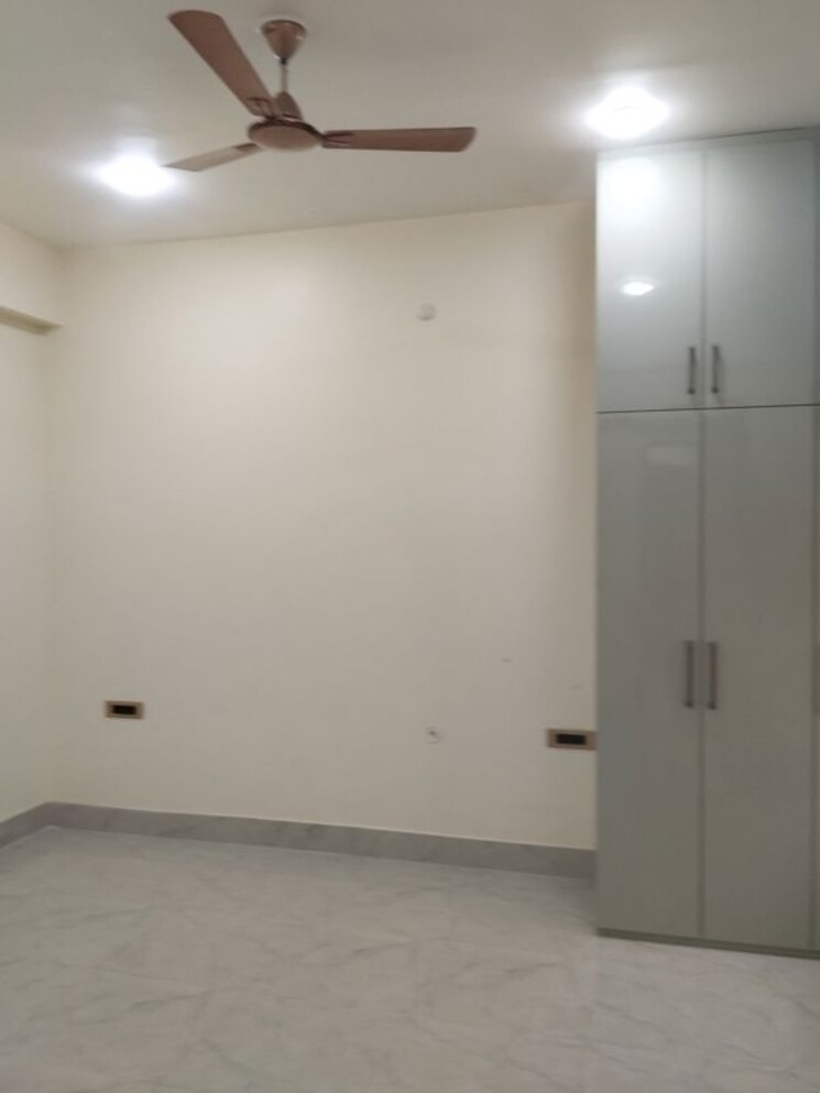 Room, viraj khand 3 Bedroom 2152 Sq.Ft. Independent House In Viraj Khand Lucknow 9840100