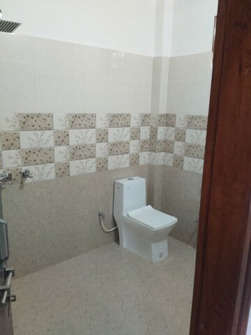 Bathroom in 2 BHK Independent House at Vineet Khand – for Rent